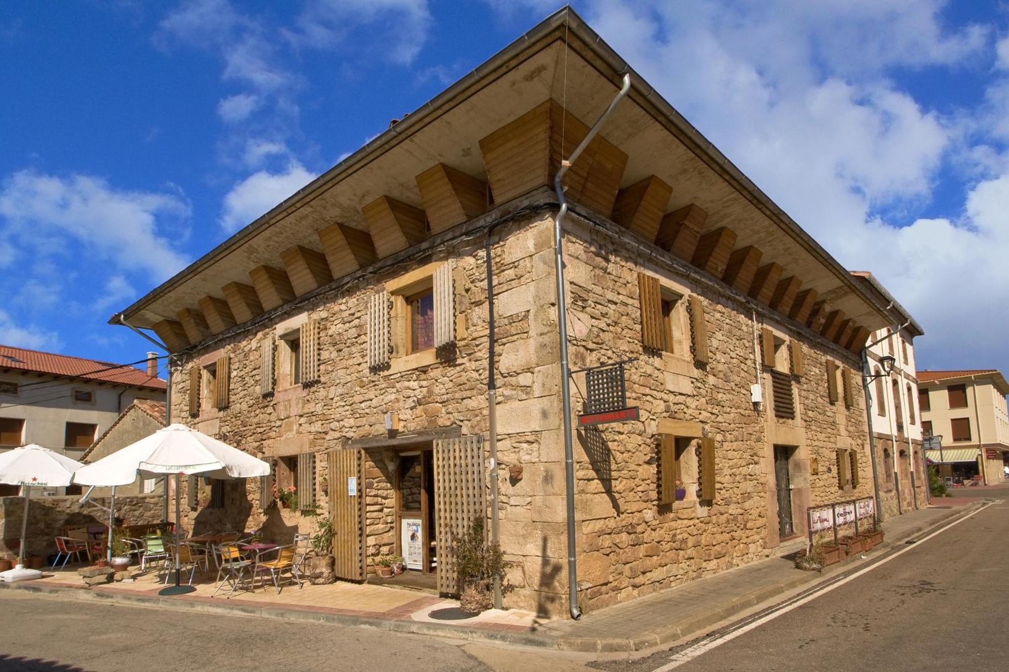 Hotel Rural Casa De Las Campanas Salinas De Pisuerga Buitenkant foto